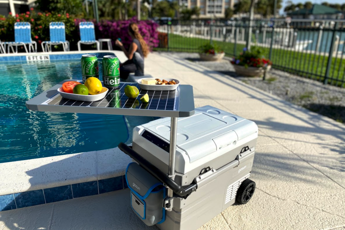 Solar powered drink hot sale cooler